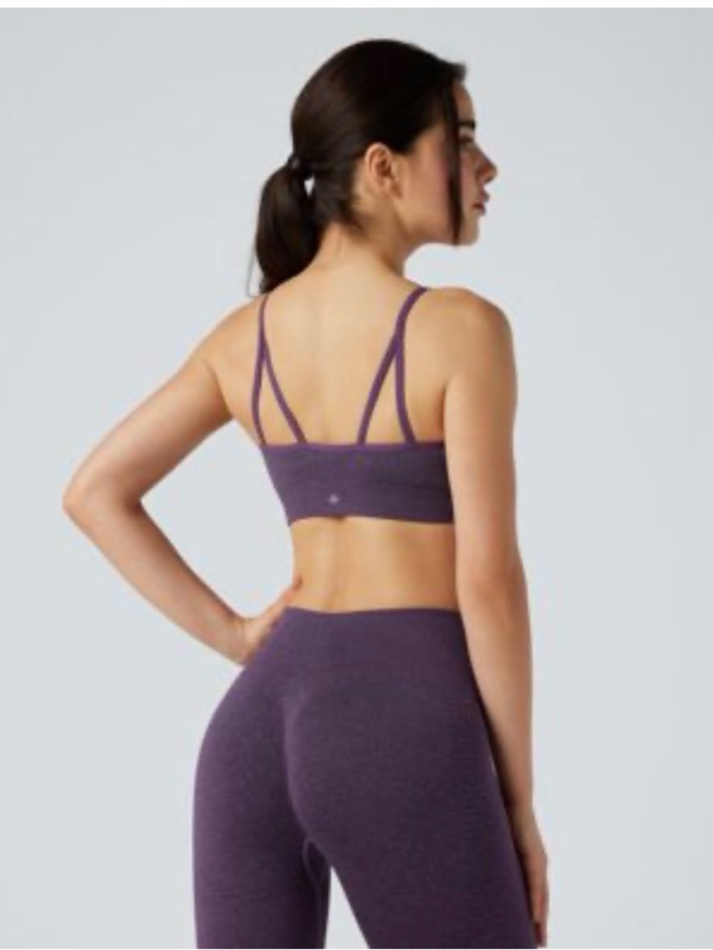 Halara OneForm Seamless Flow Light Support U-Neck Yoga Sports Bra size M NWT - Picture 4 of 4